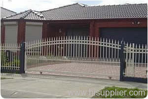 Traditional Steel Picket Fences