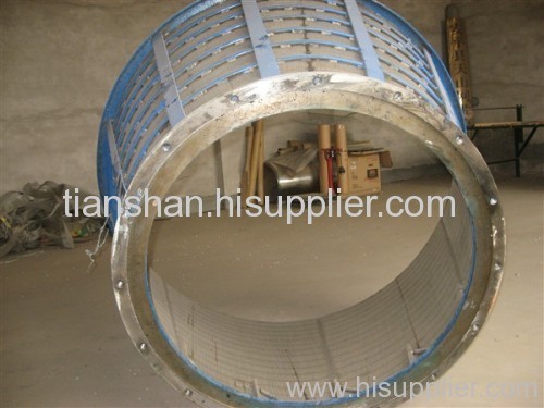 Wedge wire centrifugal baskets