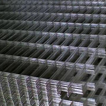 Welded wire fencing panel