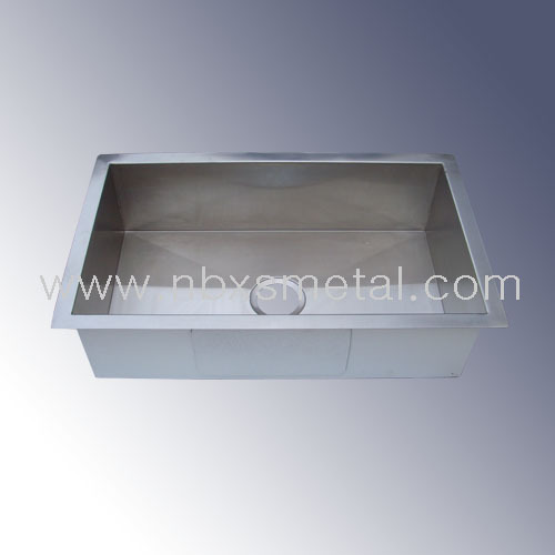 stainless steel kitchen sink