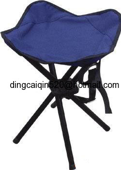 Tripod chair