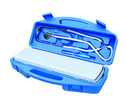 sphygmomanometer and stethoscope case unit