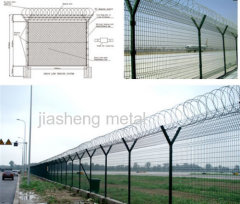 wire mesh fence