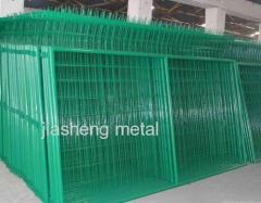 wire mesh fence