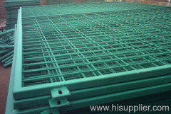 Welded Wire Mesh Fence