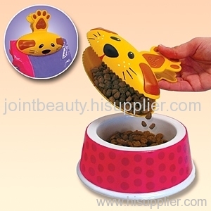 Pet Food Scoop & Clip