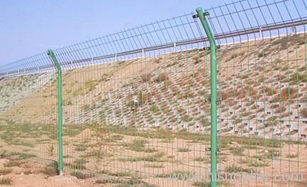 bilater fence