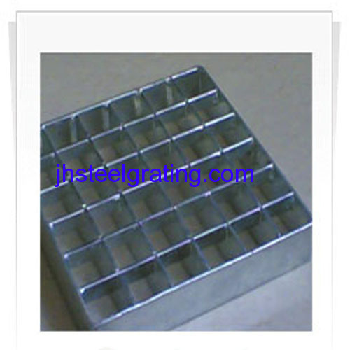 supply Plug Gratings