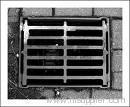 Cast iron trench grate