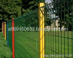 WIRE MESH FENCE