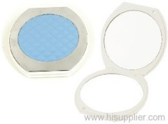 Plastic pocket mirror