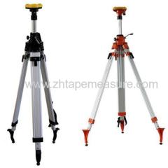 Ajustable up and down tripods