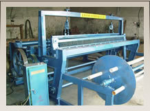 Semi-automatic Crimped Wire Mesh Machine