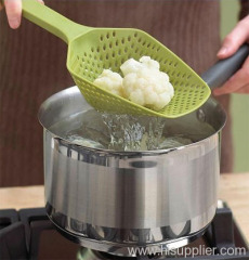 Scoop Colander