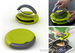 Compact Herb Chopper