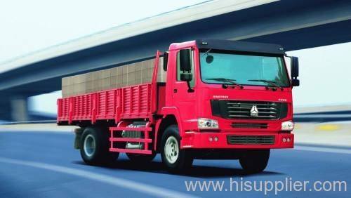 sinotruk howo 4*2 cargo truck