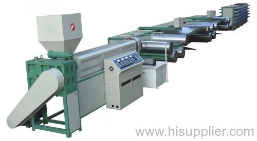 Plastic yarn making machine