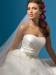 Elegant sleeveless Sweetheart neckline Floor-length tulle wedding gown