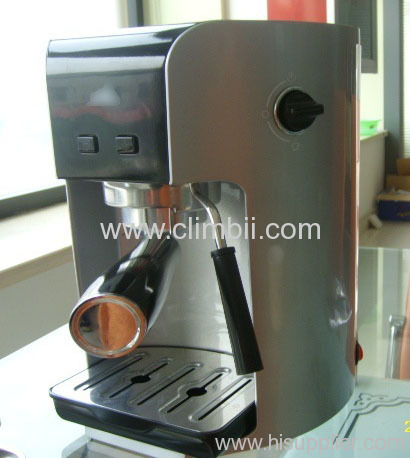 Pressure coffee maker