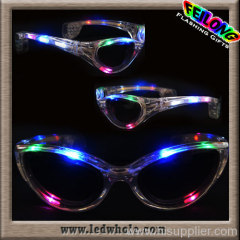 Flashing light sunglasses