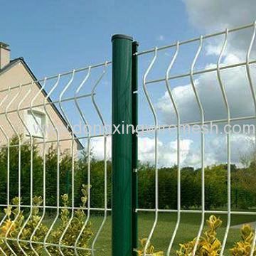 triangle bending fence