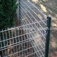 wire mesh fence