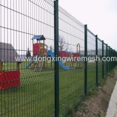 wire mesh fence