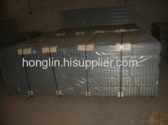 Wire mesh fence panel