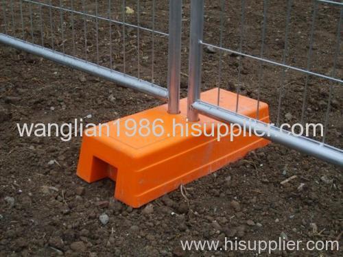temporary wire mesh fence