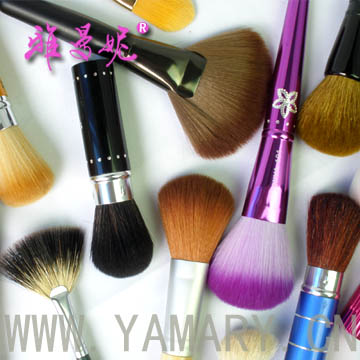 various cosmetic brush