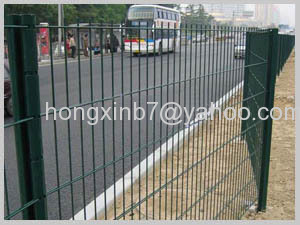 Highway fence