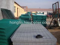 Galvanized wire mesh panels