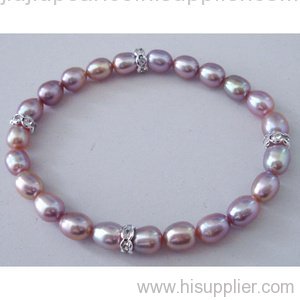 pearl bracelet