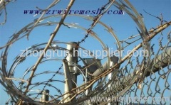 Galvenized Barbed Wire Fence