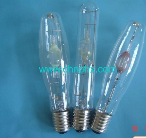 Metrocolor metal halide lamp