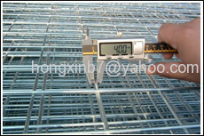 Welded mesh panels