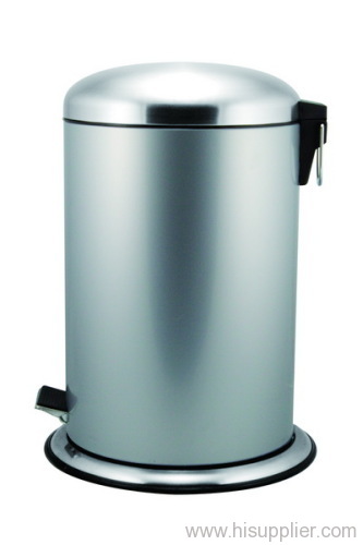 Step Dust Bin