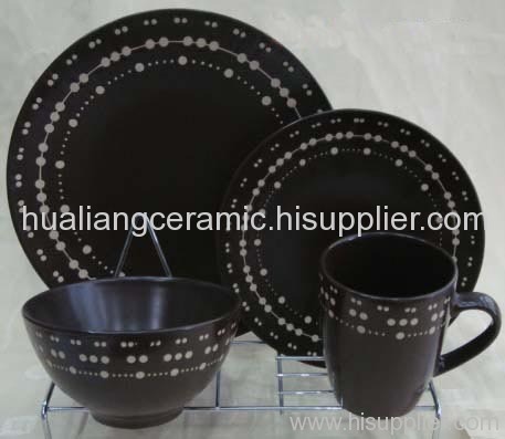 Dinnerware Set