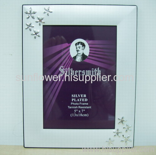 silver photo frame