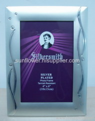 silver photo frame