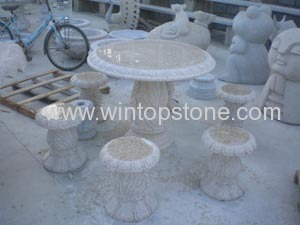 Sculpture Table & Chairs Set