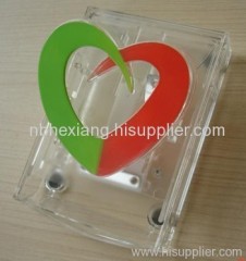 Heart shaped memo dispenser