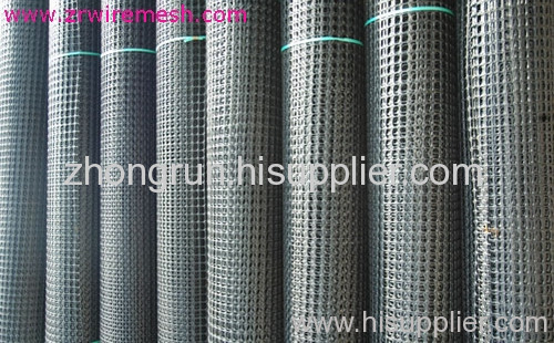 Biaxially oriented plastic geogrid mesh