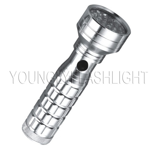 32 LEDs portable flashlight