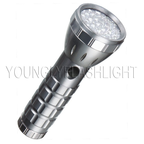 28 LEDs flashlight