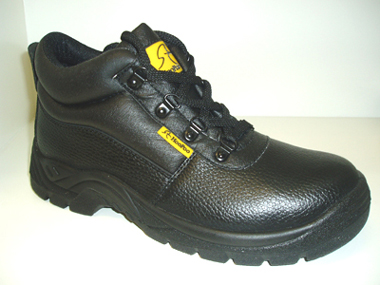 qatar safety shoes