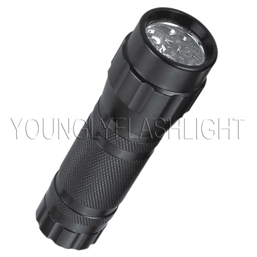 9 LEDs flashlights