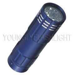 9 LEDs flashlight