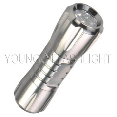 6 LEDs flashlight