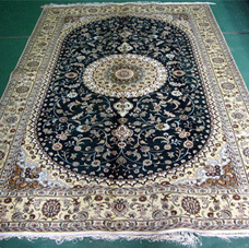Persian Silk Rug/Carpet : 230 Lines Silk Carpet